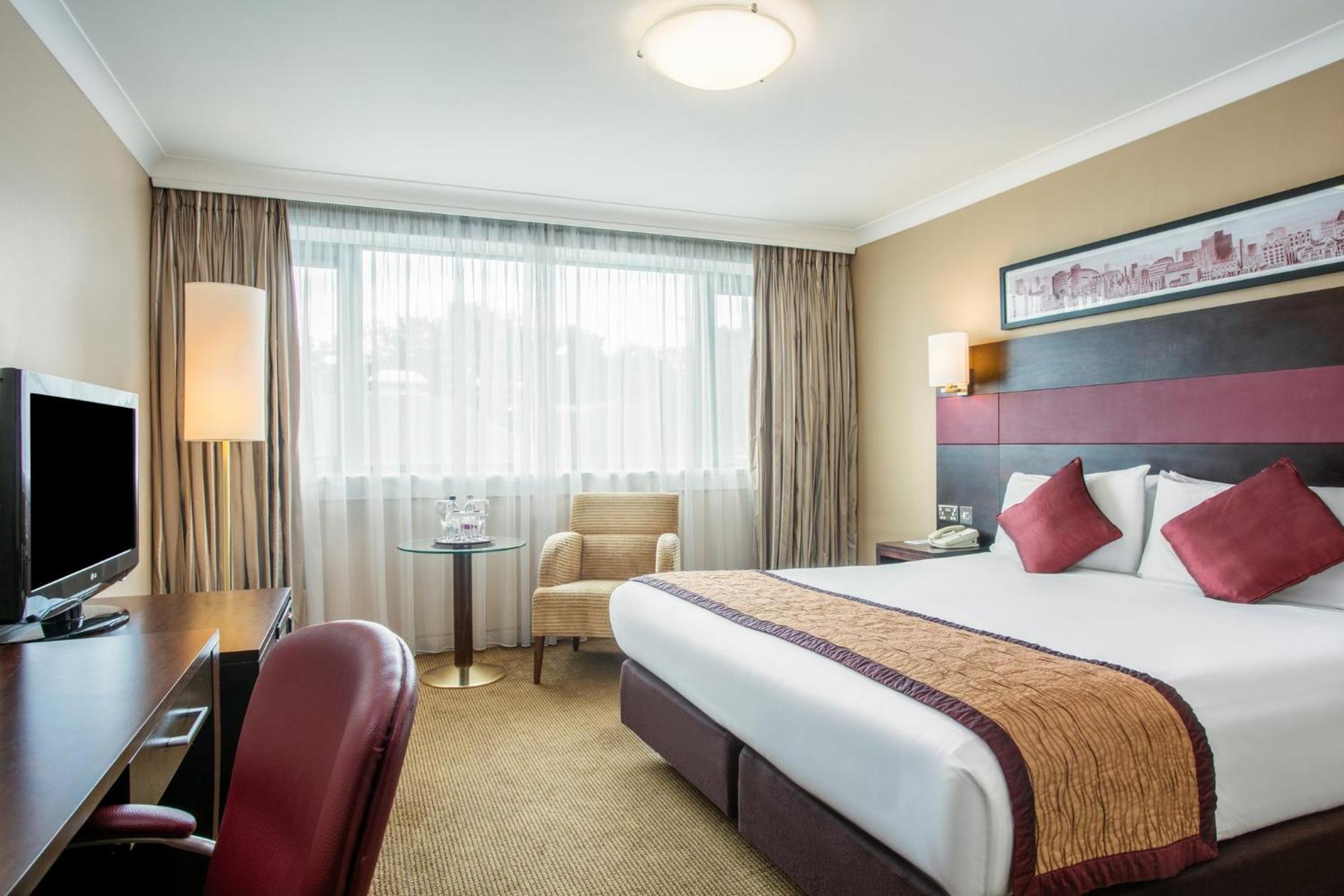 Crowne Plaza Manchester Airport By Ihg Hale  Exterior foto