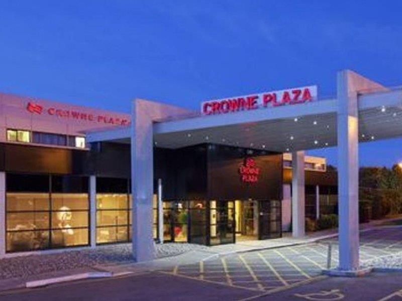 Crowne Plaza Manchester Airport By Ihg Hale  Exterior foto
